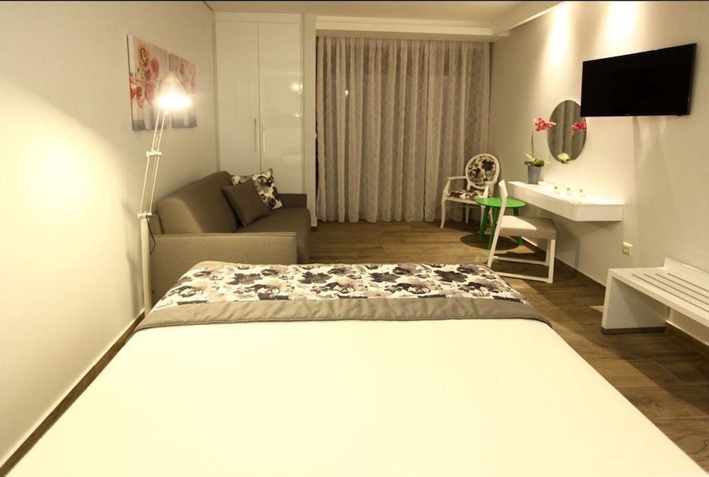 Mary'S Luxury Apartment Chrysi Ammoudia Room photo